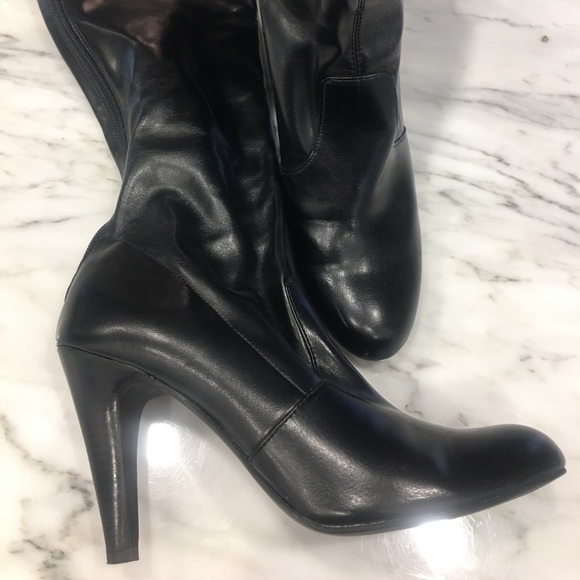 Franco Sarto over the knee fitted boot - Picture 3 of 12